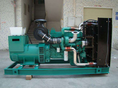 横峰1100kw康明斯柴油发电机组图片 横峰1100kw康明斯柴油发电机组图片